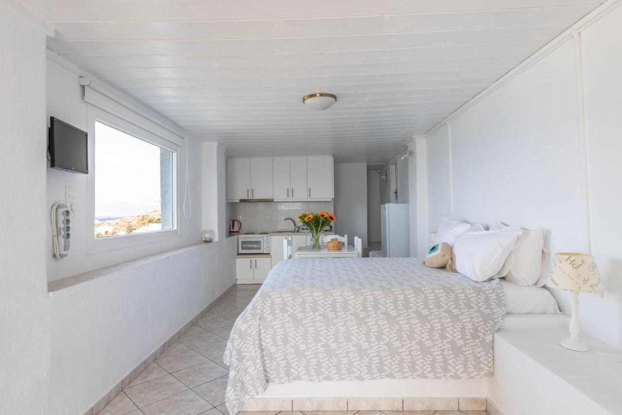 Sea Wind Apartments Агиос-Стефанос Экстерьер фото